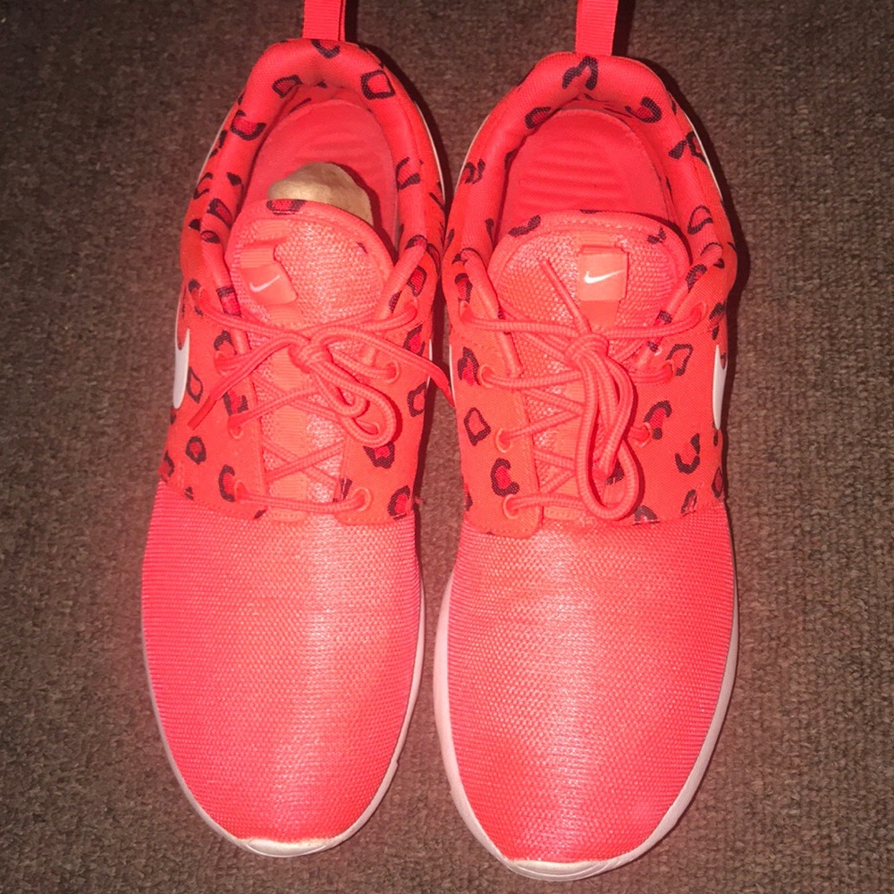 🧡Nike Roshe Running 🏃‍♀️sneakers size 10.5